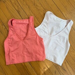 Lot of 2 Athleta Aurora Seamless Tops - Small